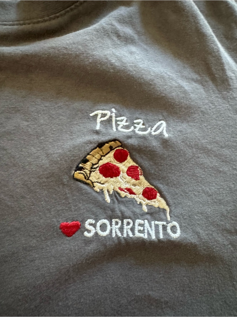 Pizza Sorrento Embroidered Slice Tee - Gray with Red Accent XS